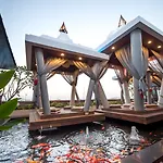 Nouvo City Hotel