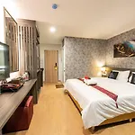 Metro Hotel Ratchada 36