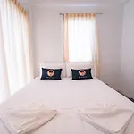 Roomquest Bangkok Sukhumvit 50