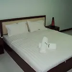 Aryan Suites