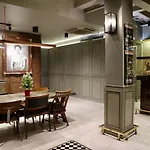 Trang Hotel, Bangkok