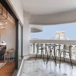 Central Bangkok Loft Style Skyline 100 Sq.M. Apt