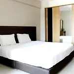 14 Mansion
