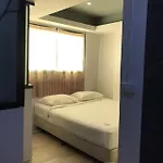 Rod Fai Fah Apartment