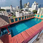 Icheck Inn Hana Residence Thonglor