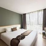 Ra Bangkok Ten Ekamai Res