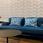 R 17 Living Hotel