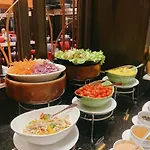 Manhattan Hotel Bangkok