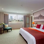 Ramada Plaza By Wyndham Bangkok Menam Riverside