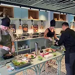 Samsen Street Hotel