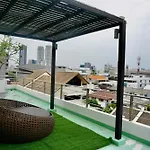 Hip & Funky Sathon15 Apartment Close To Bts St Louis