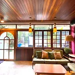 T-House Bkk - Max15 People With Private Swimming Pool