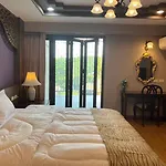 Quinstel Hostel