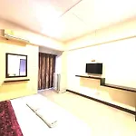 Oyo 75460 Baansang Place Suvarnabhumi