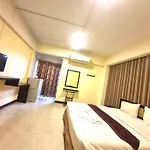 Oyo 75460 Baansang Place Suvarnabhumi