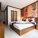 Baan Sukhumvit Soi 18