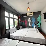 Hide Bangkok Hostel