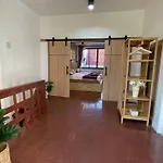 Private House With Pagoda View, Near Grand Palace
