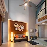 iCheck Inn Silom