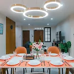 Modern - 6Beds, City Center, Phrom Phong Bts, Em District, Terminal 21