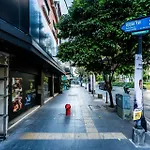 Go Inn Silom - Bts Surasak Station