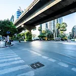Go Inn Silom - Bts Surasak Station