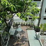 Tree House Sukhumvit 39 Phromphong Bangkok