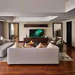 Floral Court Hotel & Residence Sukhumvit 13