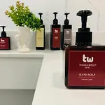 Thana Wisut Hotel