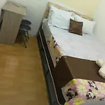 Hostel 24
