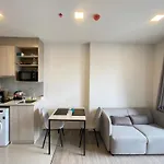 1Br Modern Condo Prime Sukhumvit 71 Pool & Gym