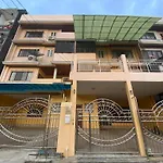 Meriton101