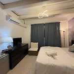 Twenty Two Place Sukhumvit 22