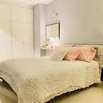 Grand Diamond Suite Condominium Floor11