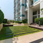 Thonglor Area 1 Bedroom Fastwifi Sauna Big Swimming Pool 43