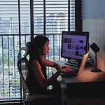 1Br At Thonglor Bts Overlooking City With Workspace