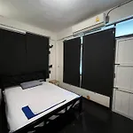 Bangkok Dreamcatcher Hostel