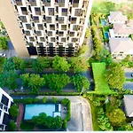 Beautiful Condo Near Fashion Island-20 Minutes From Suvarnabhumi Airport