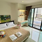 Great Location 3 Mins Walk From Bts Ari