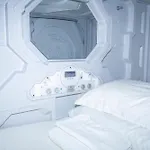 Kiwi Capsule Hotel