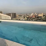 Ideo Wat Thaphra Bangkok Yai