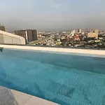 Ideo Wat Thaphra Bangkok Yai