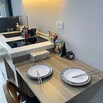 Luxury High Floor With Amenities - Gym, Sauna, Rooftop Garden, Cinema Theater
