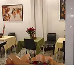 6 Bedroom House In Heart Of Chinatown