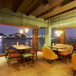 Baan Wanglang Riverside, Bangkok
