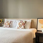 Spacious Sukhumvit Apart Ment Near Emsphere Bts Phrom Phong