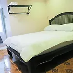 The Grand Palace Hostel