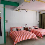 The Urbanists Bkk Entire Floor 4-6 People 4Beds 4Baths Near Medpark Hospital , Queen Sirikit Convention Hall , Benjakitti Park