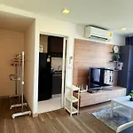 Luxe Condo In Sukhumvit 64