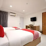 Super Oyo 483 Pannee Hotel Khaosan